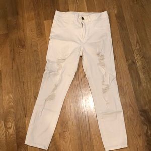 Ankle destroyed jeans